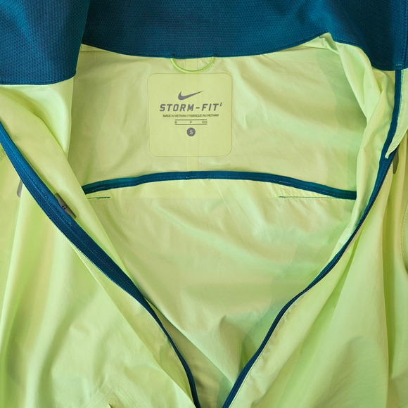Nike Storm-Fit Jacket Windbreaker Running Biking Yellow Women's Small - Picture 6 of 10